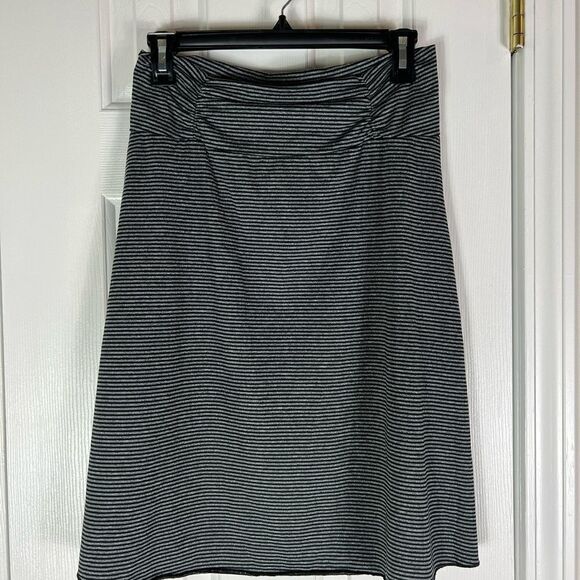 Tranquility Womens Skirt Size Small - Picture 1 of 3